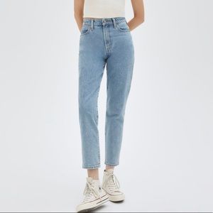 aritzia sunday best zola mom jean